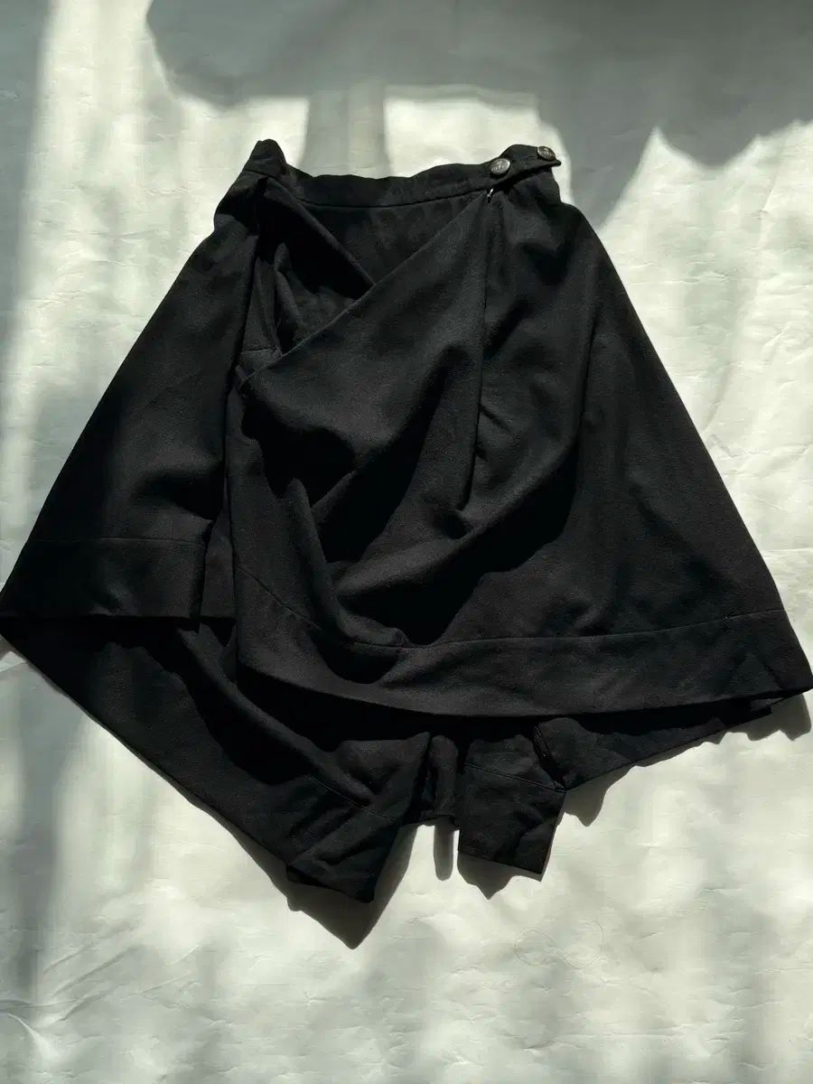 ヴィヴィアン ウエストウッド カシミア アシンメトリー スカート 38 WWW_SMP1DAWEKUDUS_SCH_ID