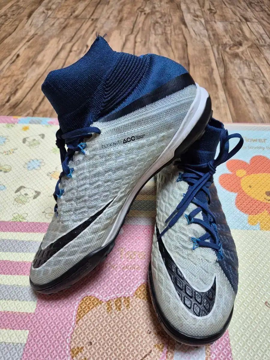 ナイキ ハイパーヴェノム プロキシモ TF