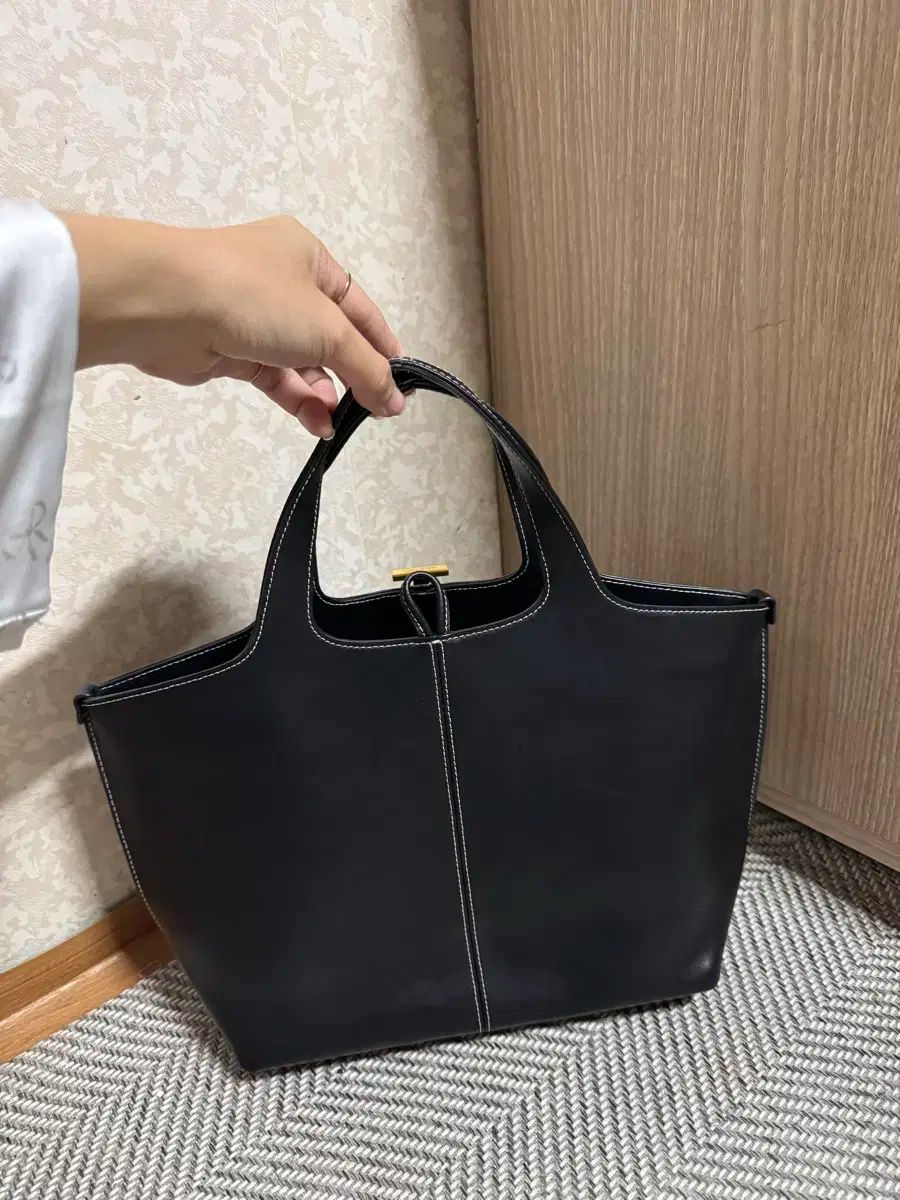 アトリエ ド ルーメン パニエ プティ トートバッグ ブラック