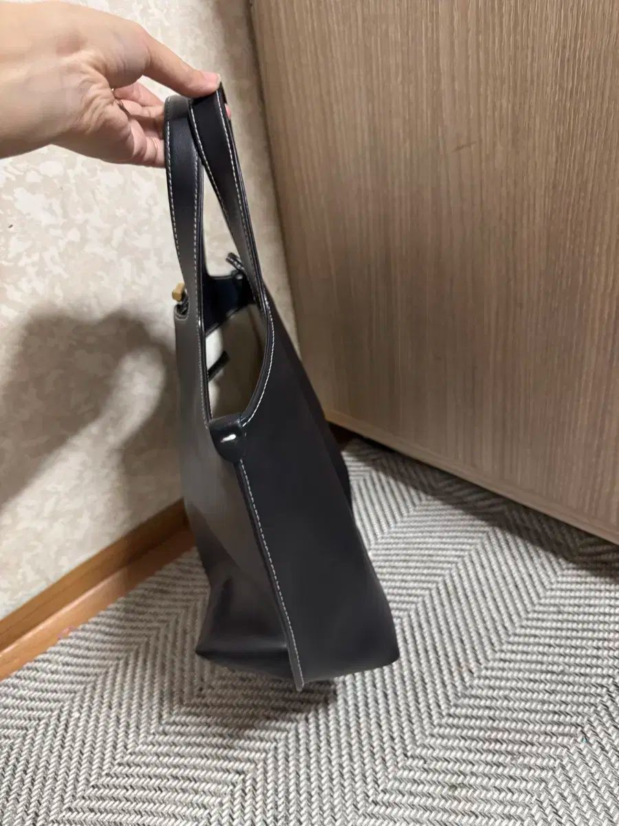 アトリエ ド ルーメン パニエ プティ トートバッグ ブラック