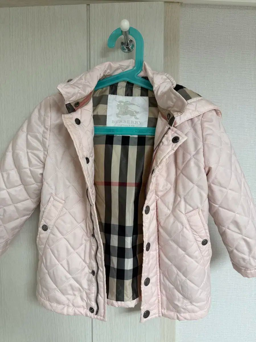 バーバリー チルドレン キルティング 3 y
