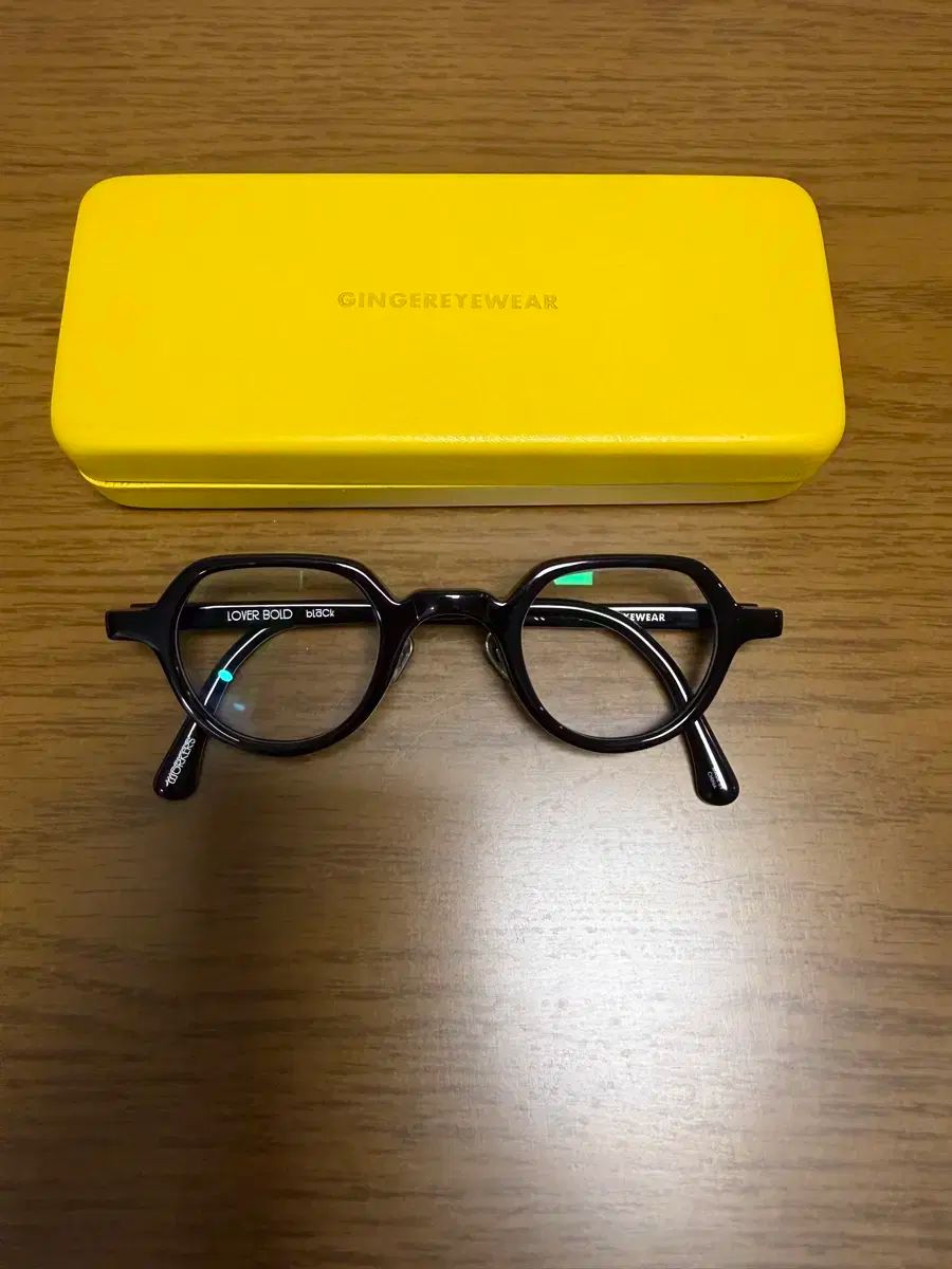 ジンジャーアイウェア ラバーボールド