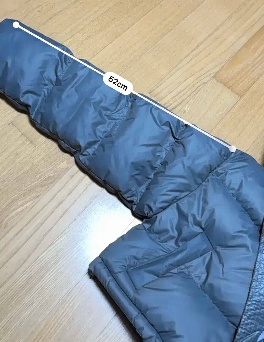 クロップド フード