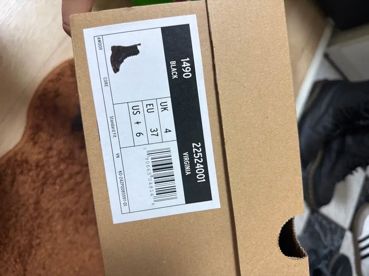  DR. MARTENS ドクターマーチン ウィメンズ 1490 バージニア ブラック 230 その他 ブーツ