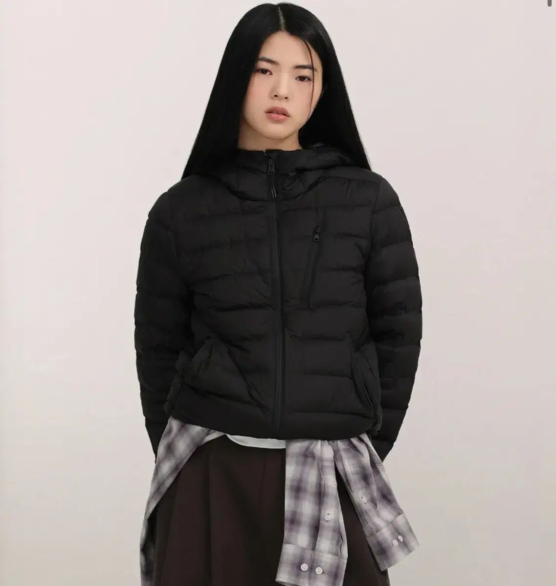 ムシンサ シティ レジャー ウィメンズ フーディー ライト ダウン ジャケット ブラック