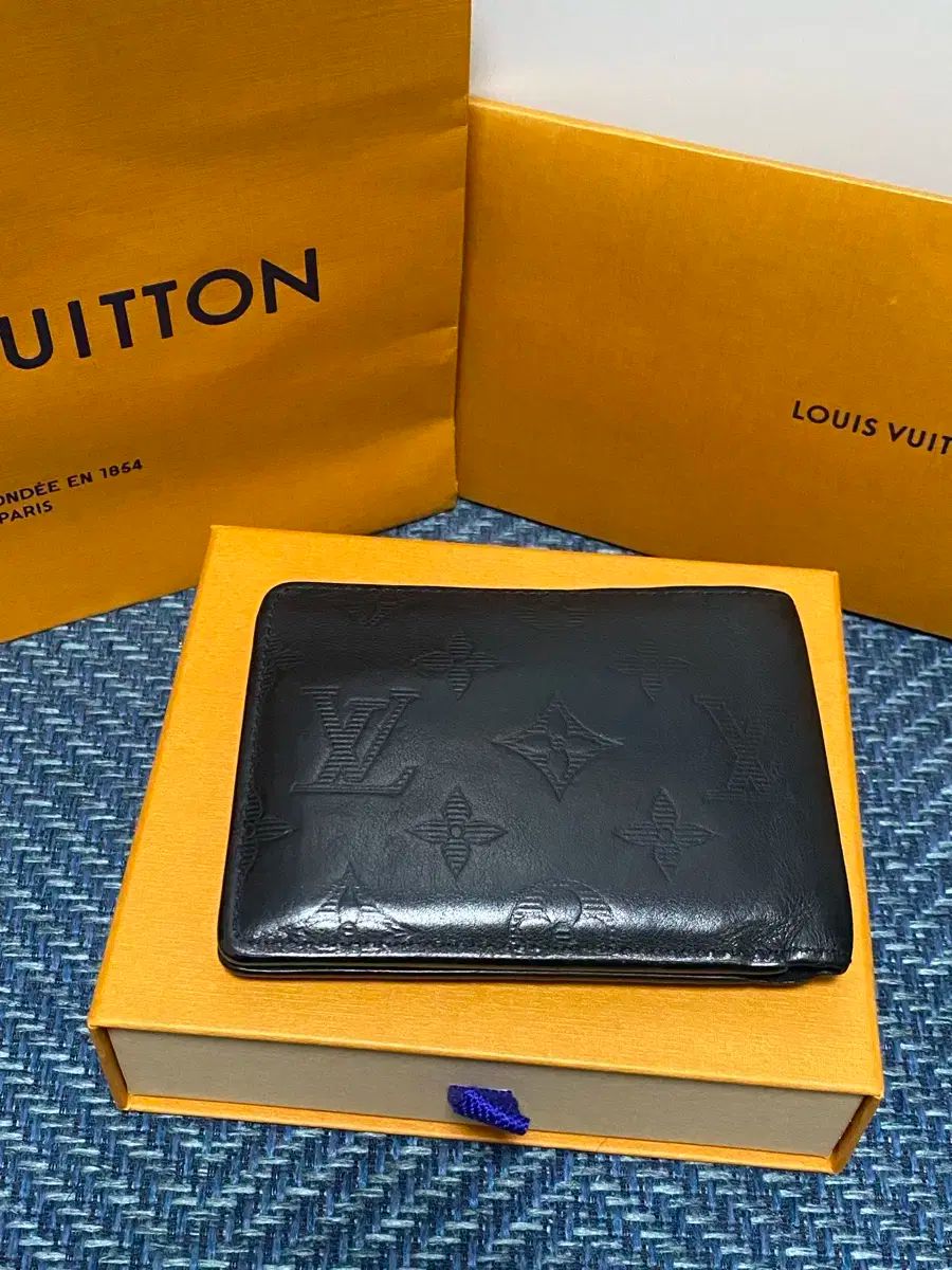 ルイヴィトン メンズ 二つ折り財布 m62901