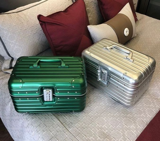 全金属 アルミケース