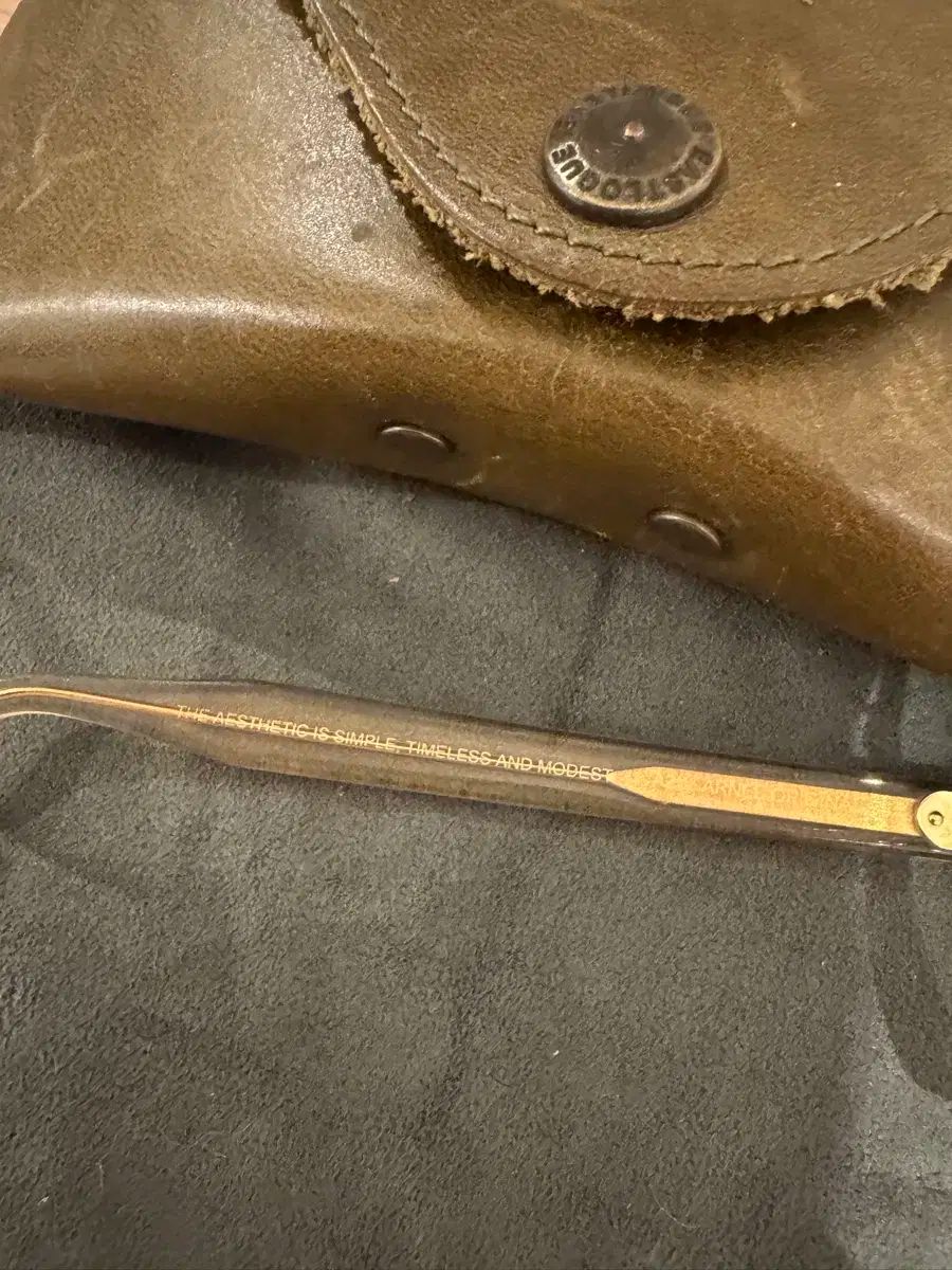 x イーストローグ