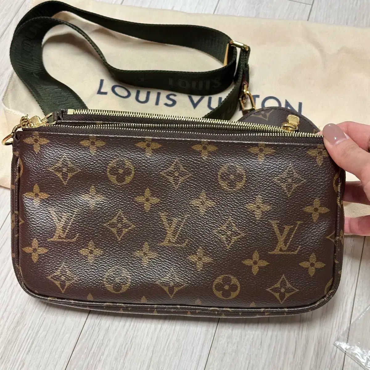 マルチ ポシェット