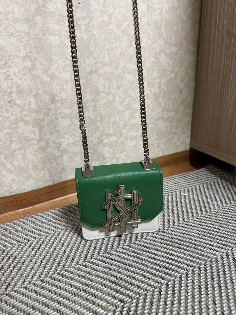 ナンバー トゥ アニメ ONE N21 ミニバック