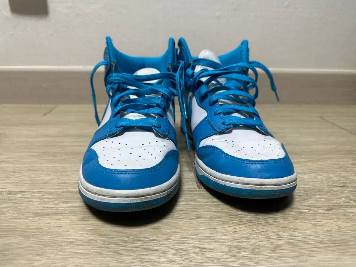 ナイキ ダンク ハイ チャンピオンシップ ブルー 285