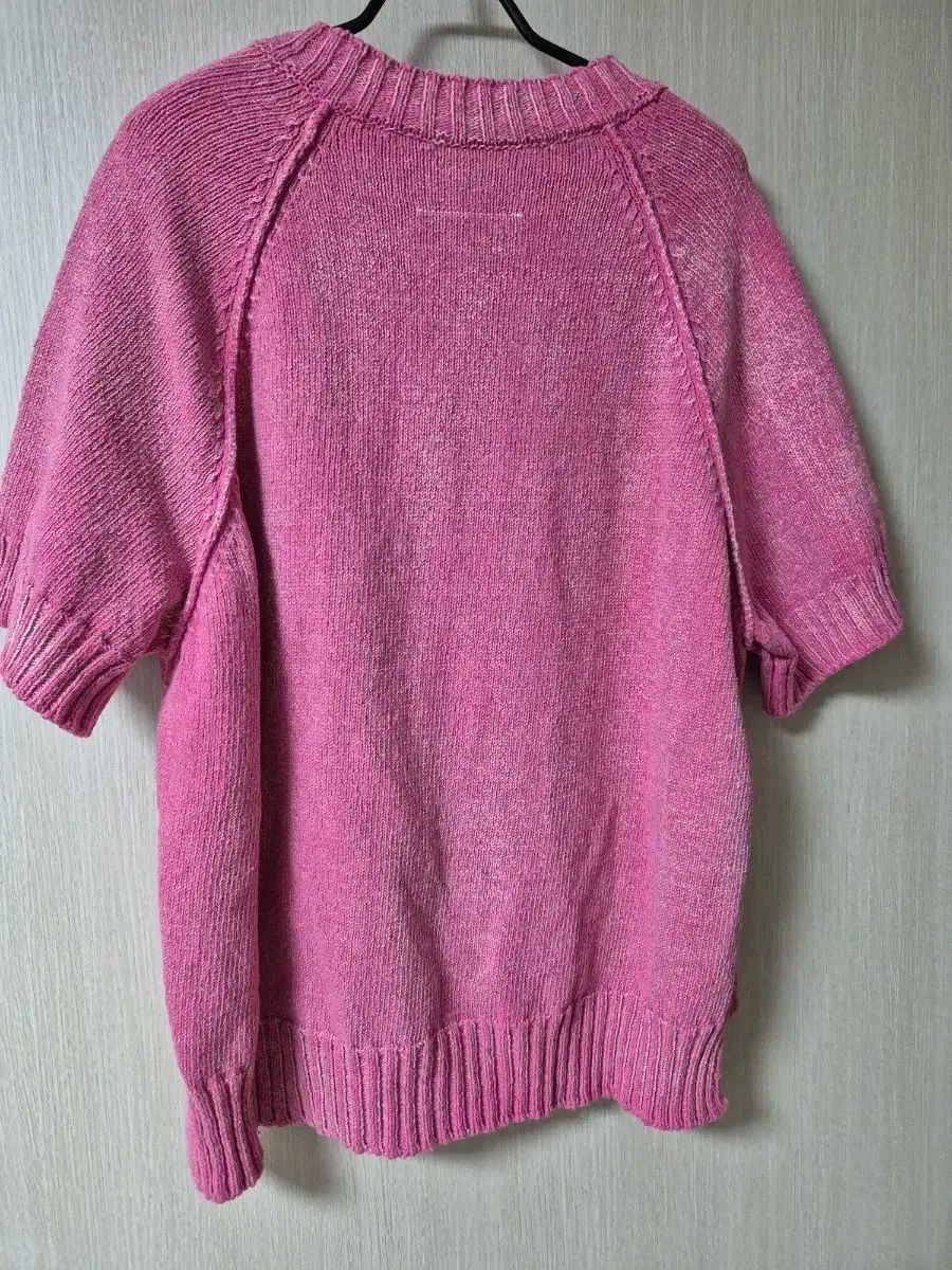 メゾン マルジェラ MM6 ピンク ウォッシュド ロゴ ニット 半袖ニット
