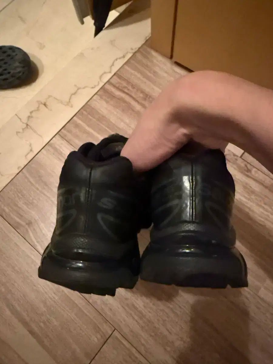  SALOMON サロモン XT 6 260 ブラック 登山靴 トレッキングシューズ アウトドアシューズ