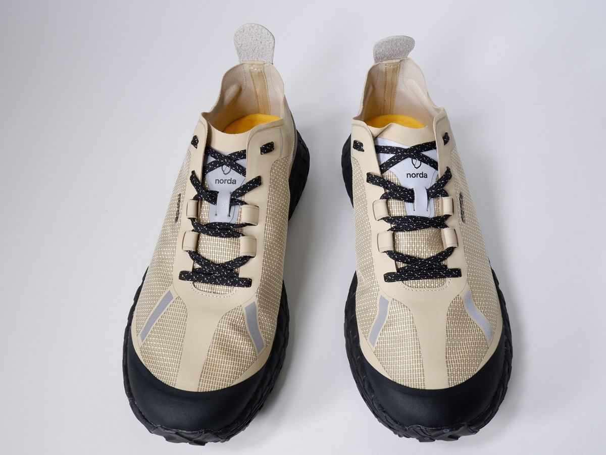 M PEBBLEトレイルランニングシューズ