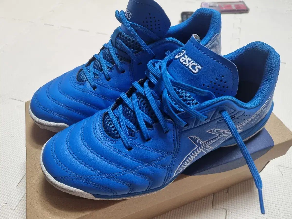 255 アシックス カルチェット 9 TF サッカーシューズ タフシューズ サッカーシューズ