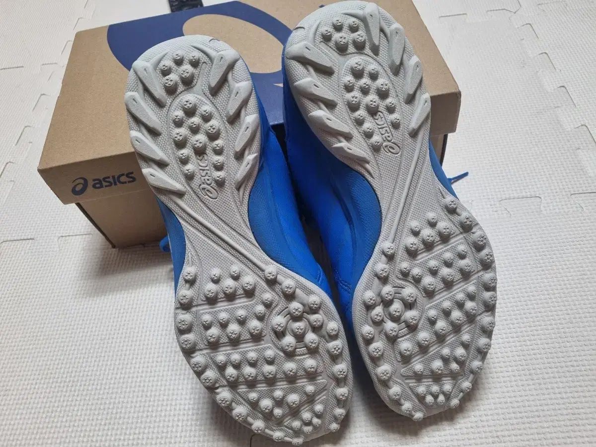 TF サッカーシューズ