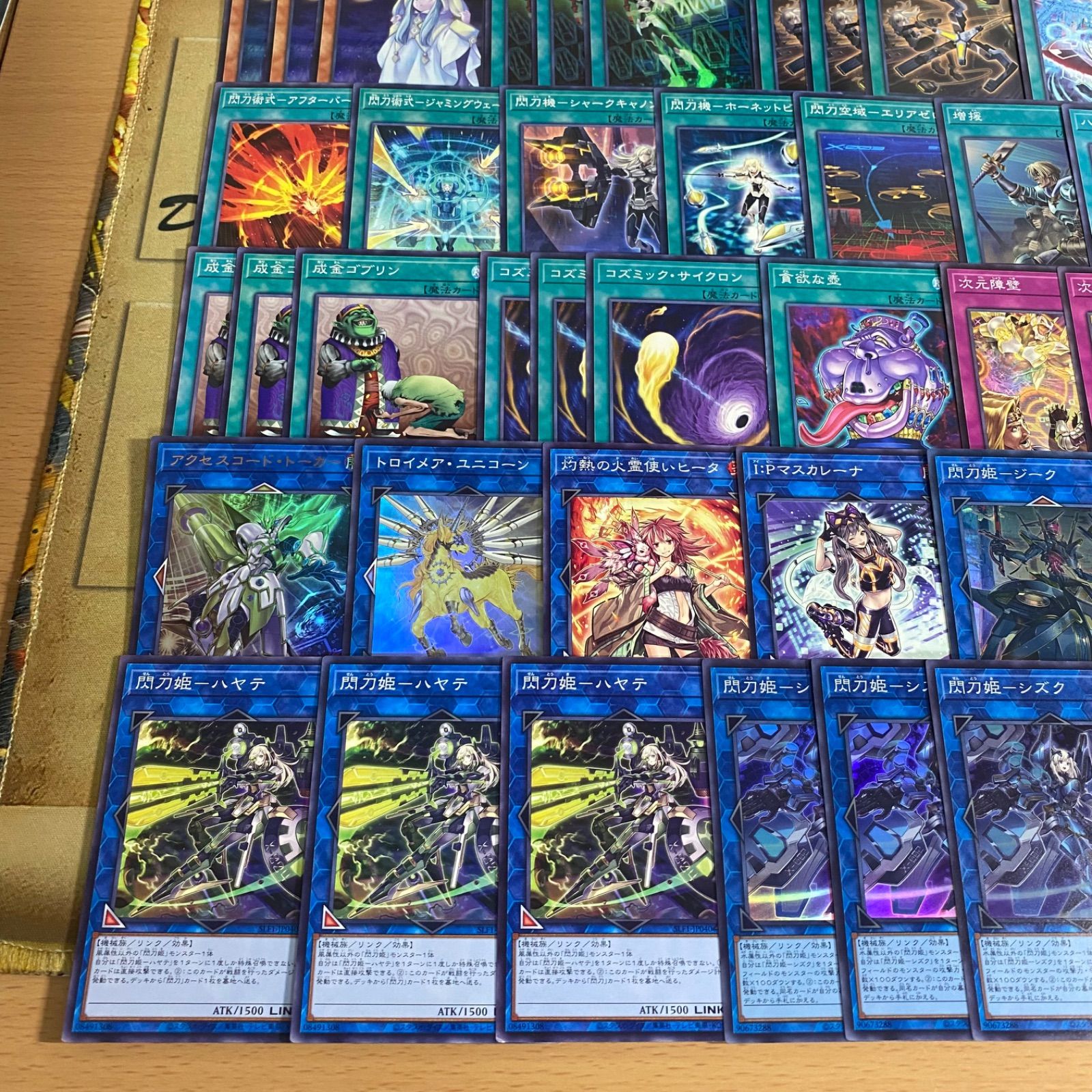 遊戯王 閃刀姫 デッキ 本格構築済みデッキ 閃刀姫レイ 閃刀姫ゼロ 優勝構築 ② 本格構築【閃刀姫】デッキ メイン＆EX15枚＆三重スリーブの通販 かしこ