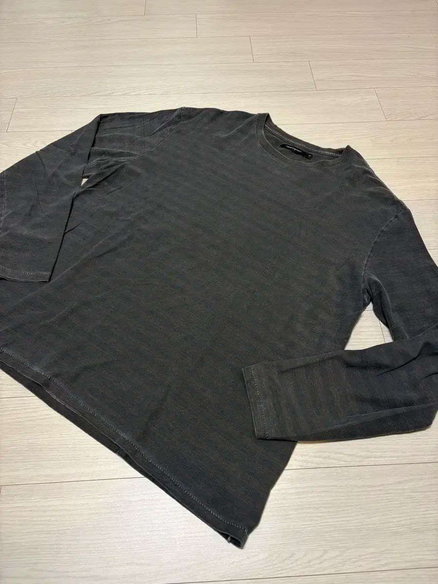 ヘッチングルーム 長袖 ストライプTシャツ ブラウン チャコール 2サイズ