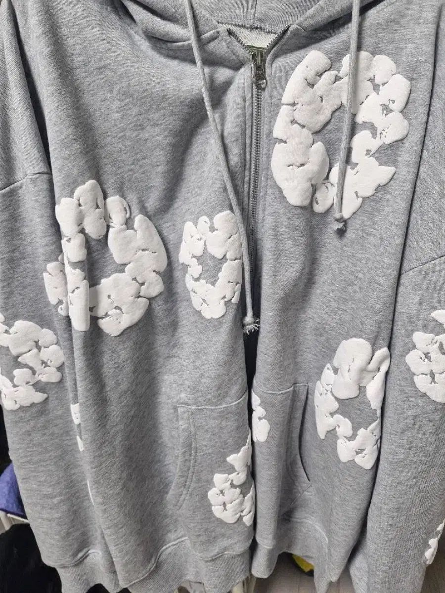 DENIM TEARS デニムティアーズ セットで売ってみます