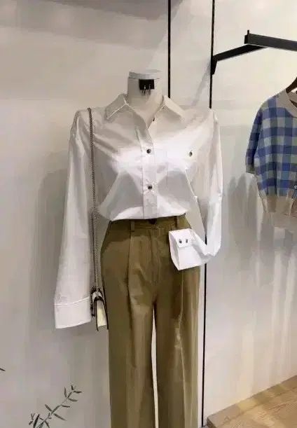 アトリエナイン クリーム エド カジュアル コットン シャツ