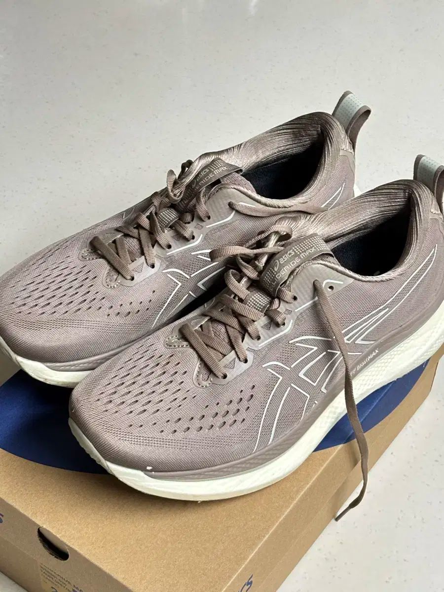 アシックス グライドライド マックス ランニングシューズ 280