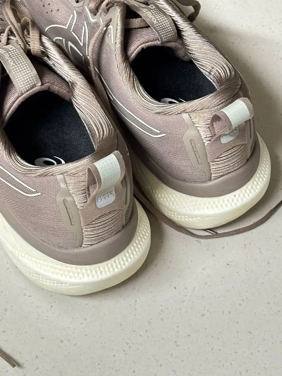 アシックス グライドライド マックス ランニングシューズ 280