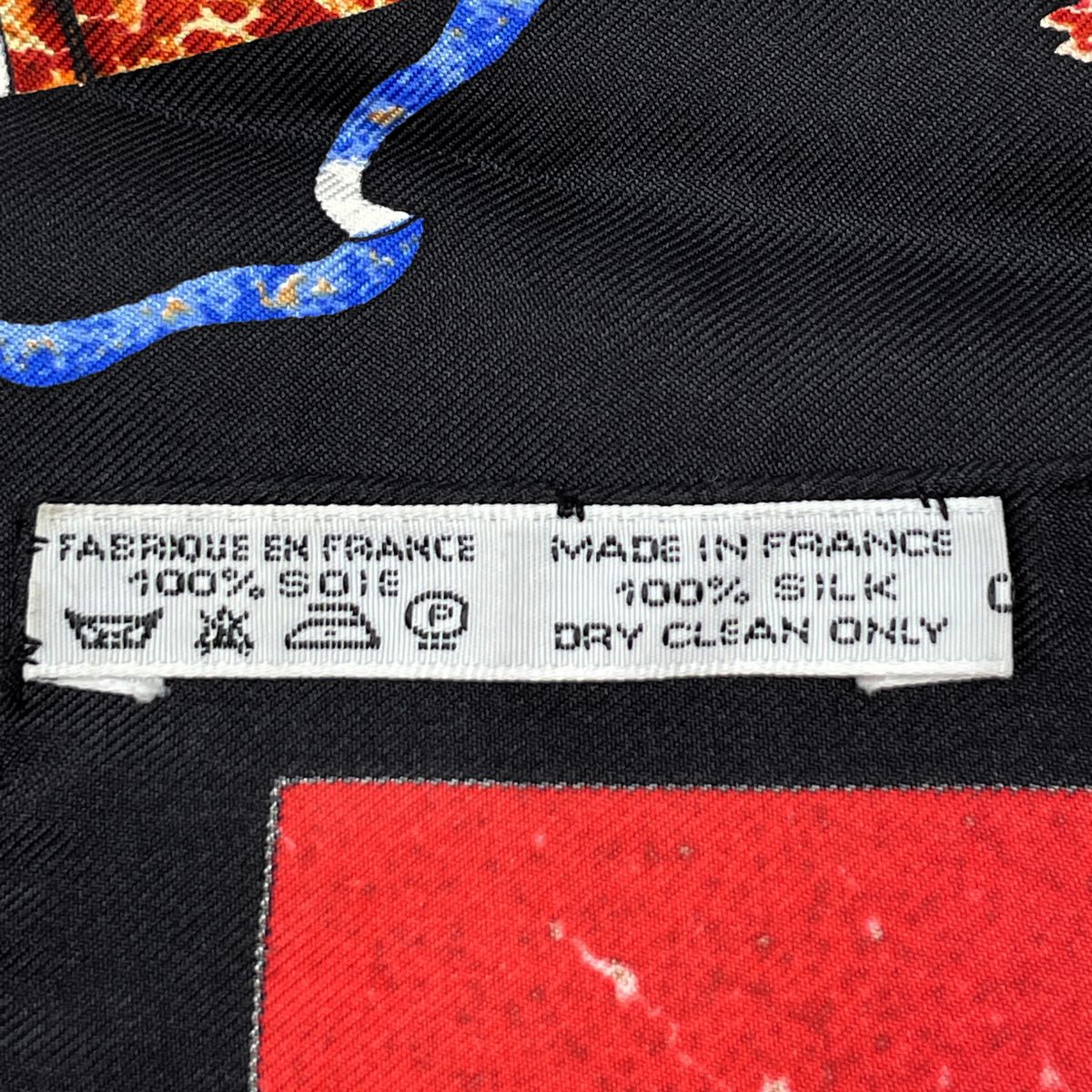 エルメス HERMES カレ 90 PiERRES d ORiENT et OCCiDENT 東洋の石と西洋の石細工 鳥 花 果実 果物 スカーフ シルク ブラック レッド マルチ レディース