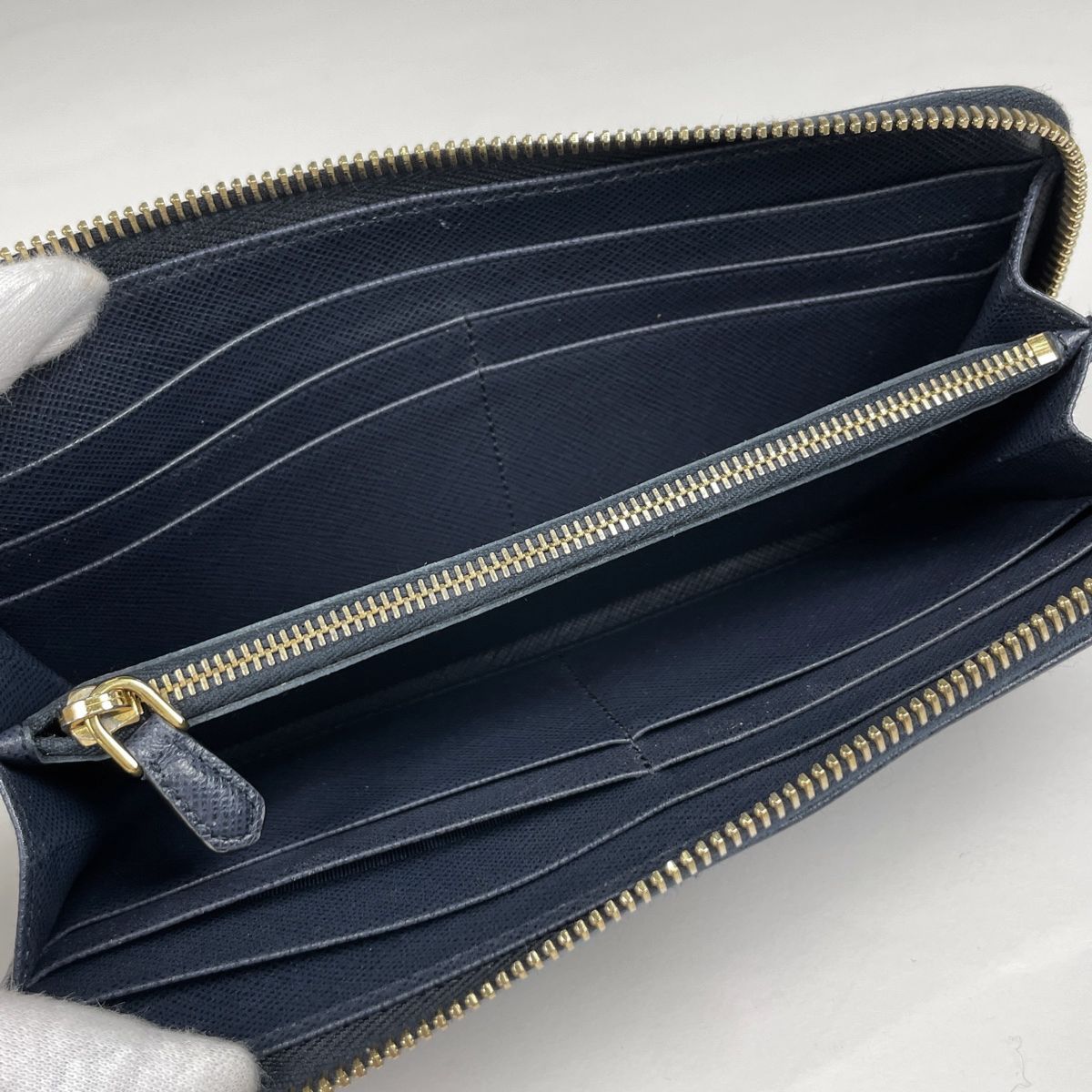 プラダ PRADA ロゴプレート L字ファスナー 長財布 札入れ 小銭入れ 長