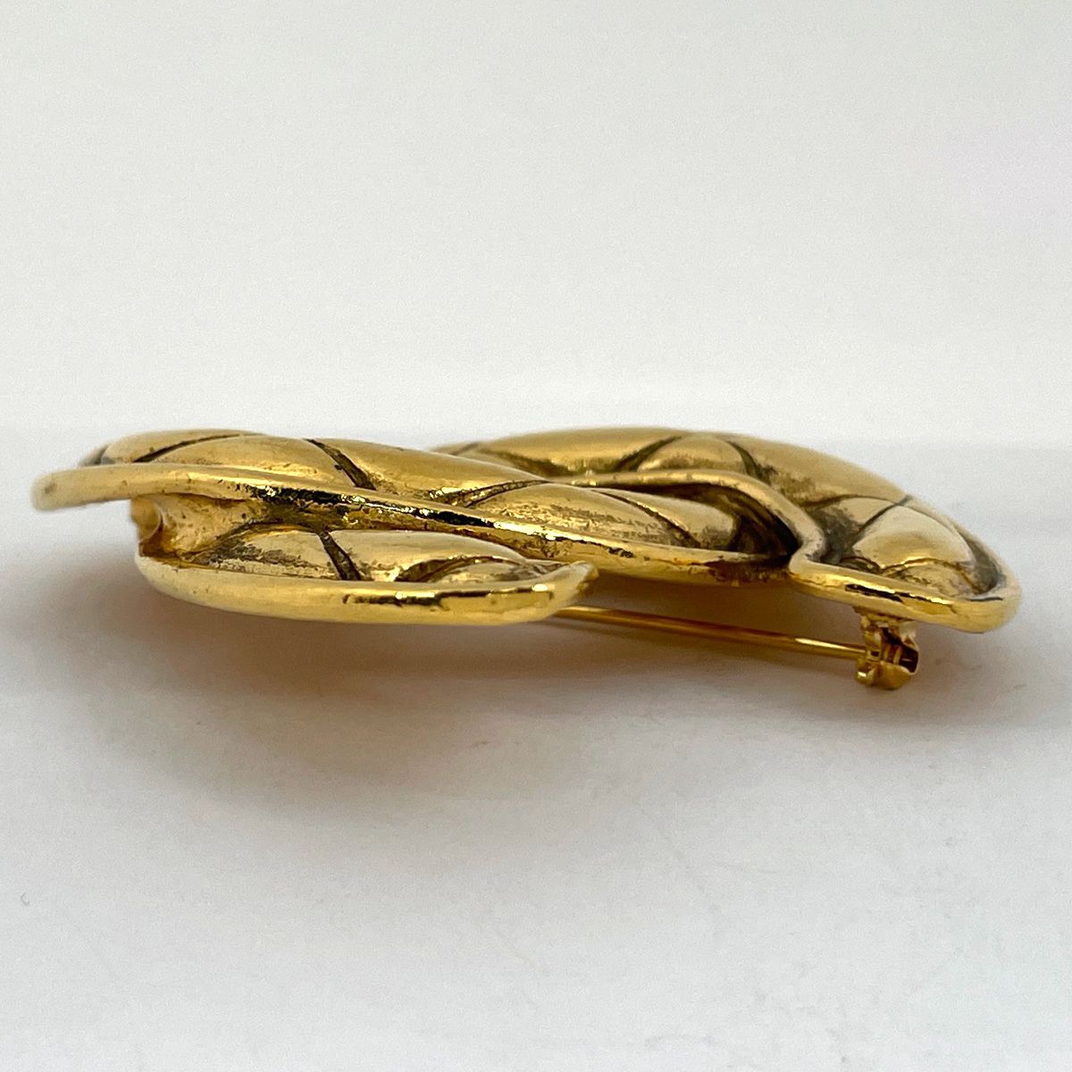 シャネル CHANEL ココマーク ブローチ マトラッセ ブローチ GP