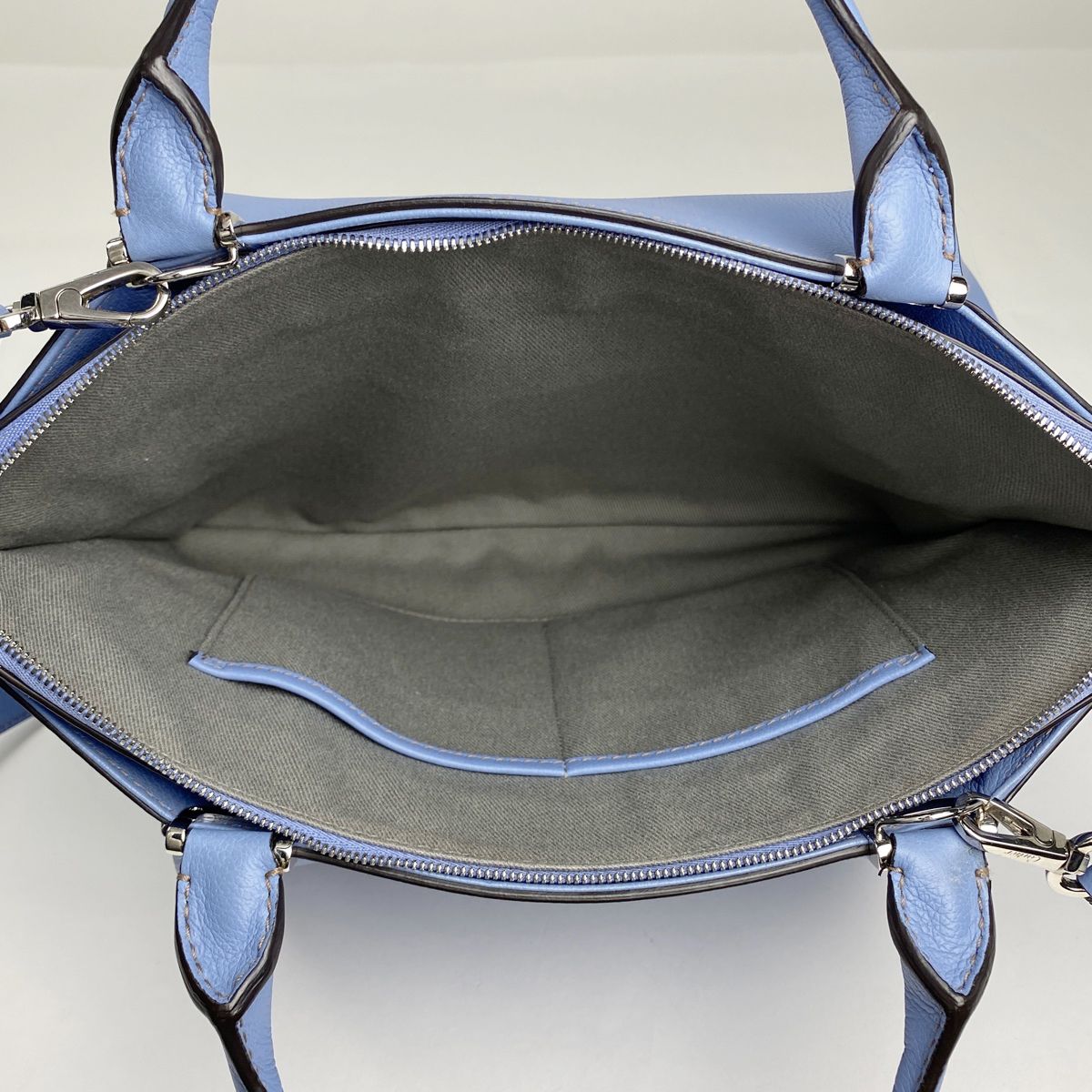 Cartier　2WAY ハンドバッグ Cドゥカルティエ シルバー金具 レザー Cartier 2WAY ハンドバッグ Cドゥカルティエ シルバー金具 レザー C