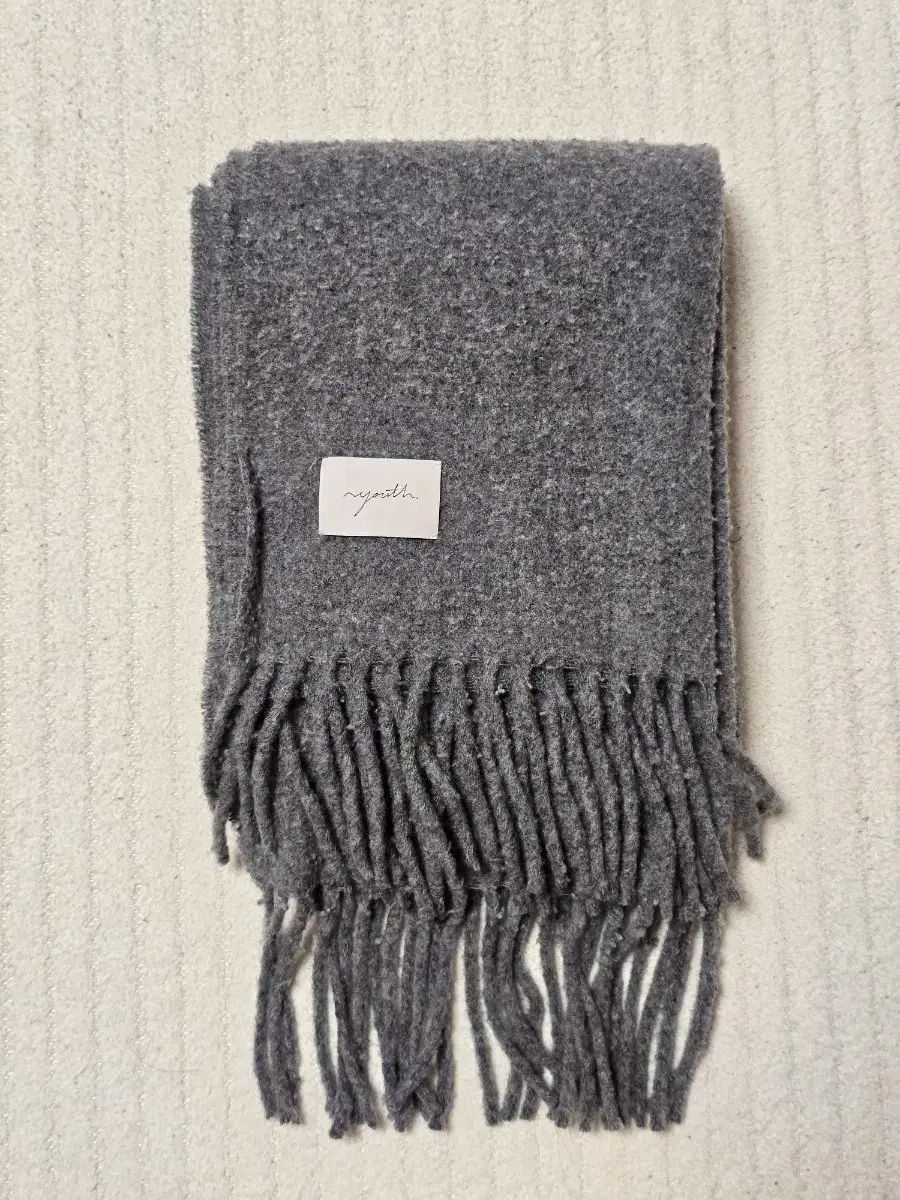 ユース youth カセンティーノ マフラー グレー