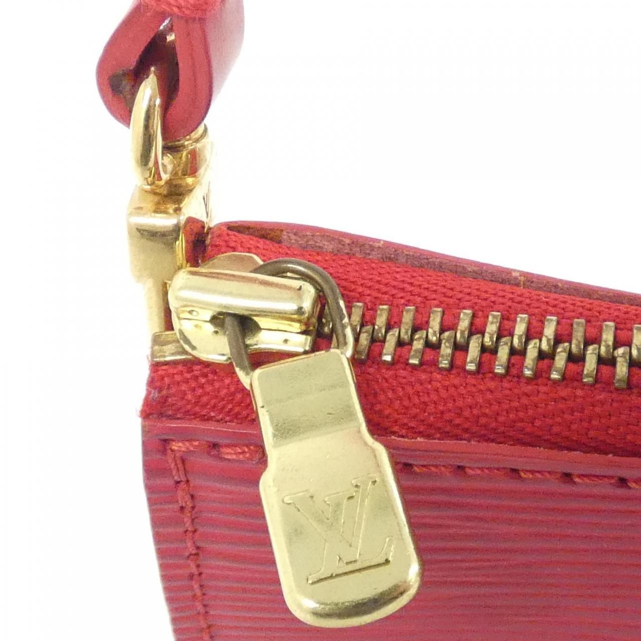  ルイヴィトン エピ ポシェット アクセソワール 24 cm M 5294 E ポーチ その他 小物