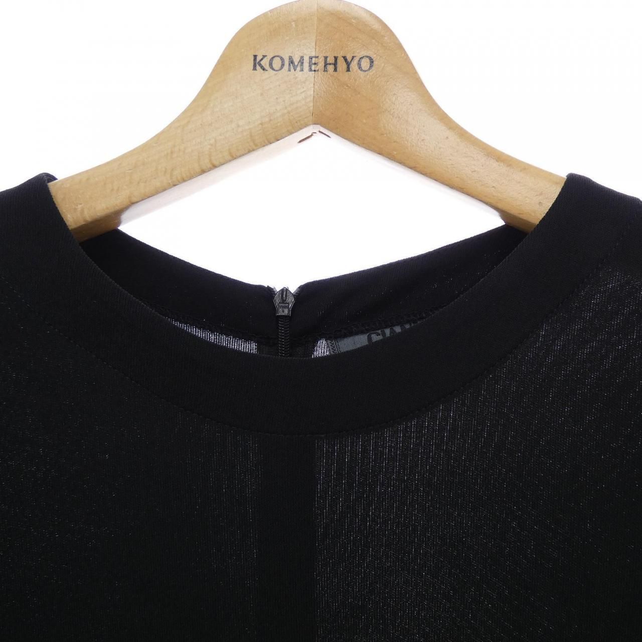 ジャンニヴェルサーチ GIANNI