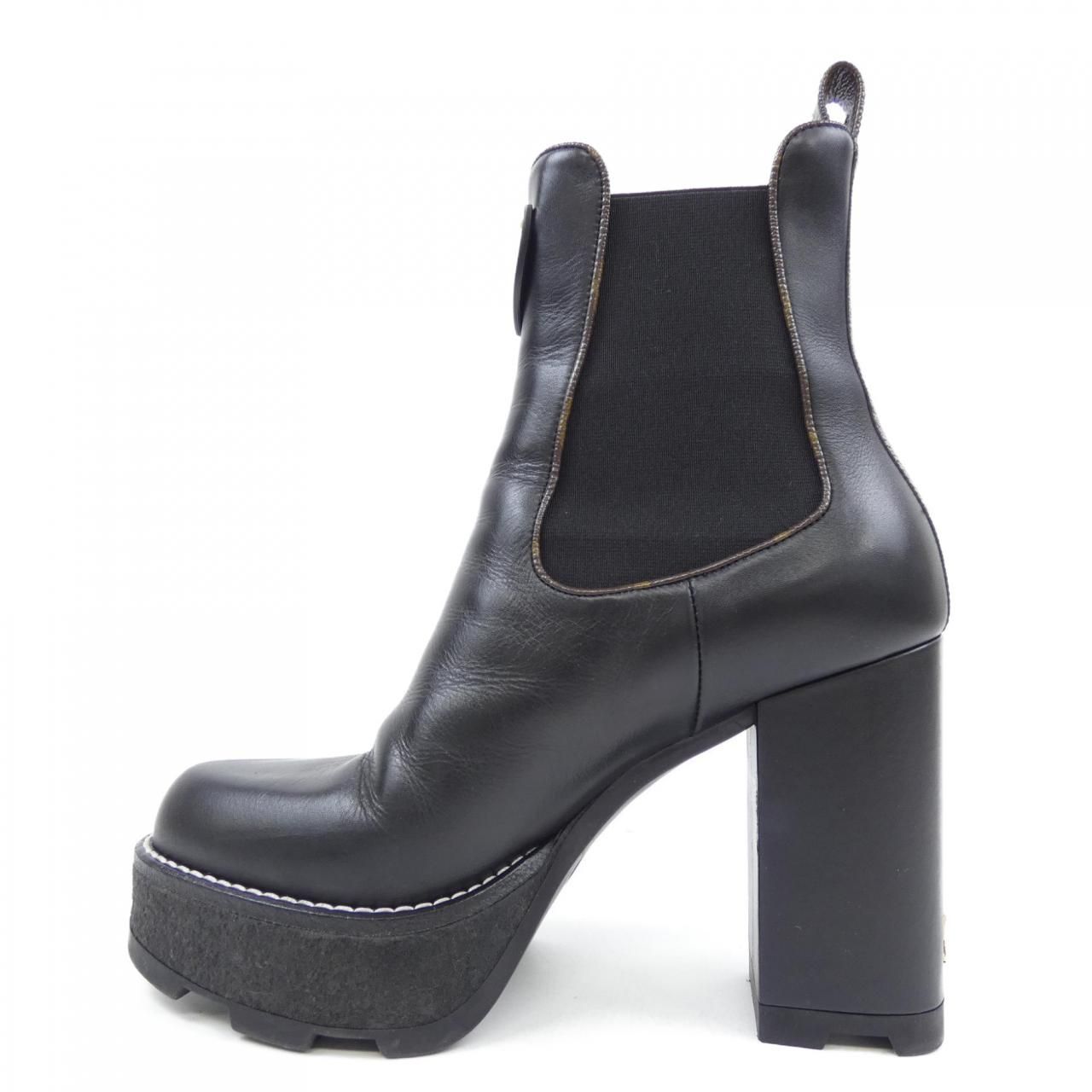 ルイヴィトン LOUIS VUITTON LVボブール･ライン ブーツ