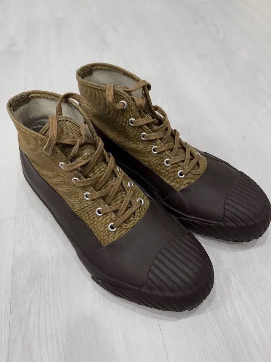 ムーンスター オールウェザー ハイ 270