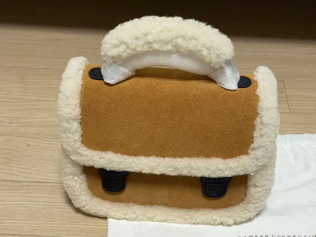 UGG スウェード シアリングバッグ チャーム セット