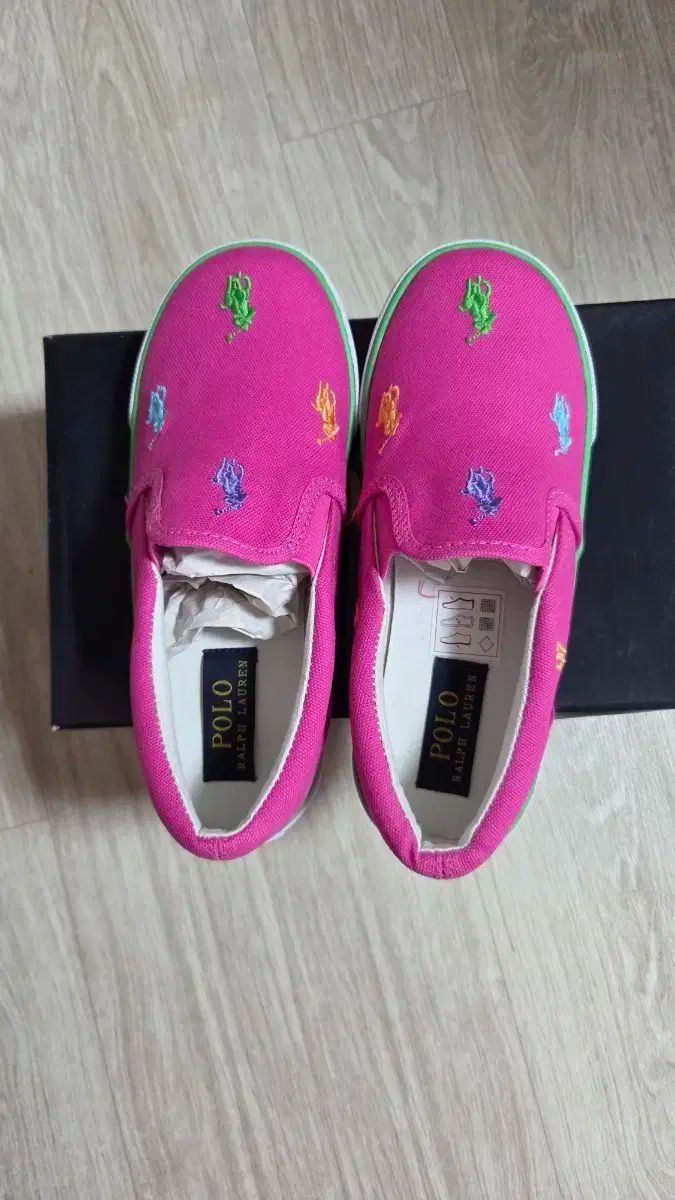 ポロ マルチポニー ピンク スリッポン スニーカー