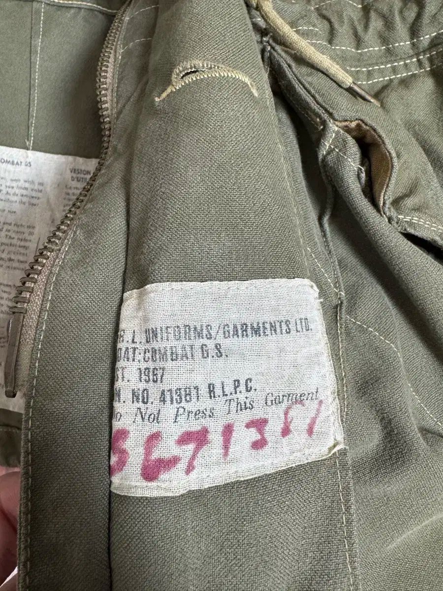 マウンテンパーカー