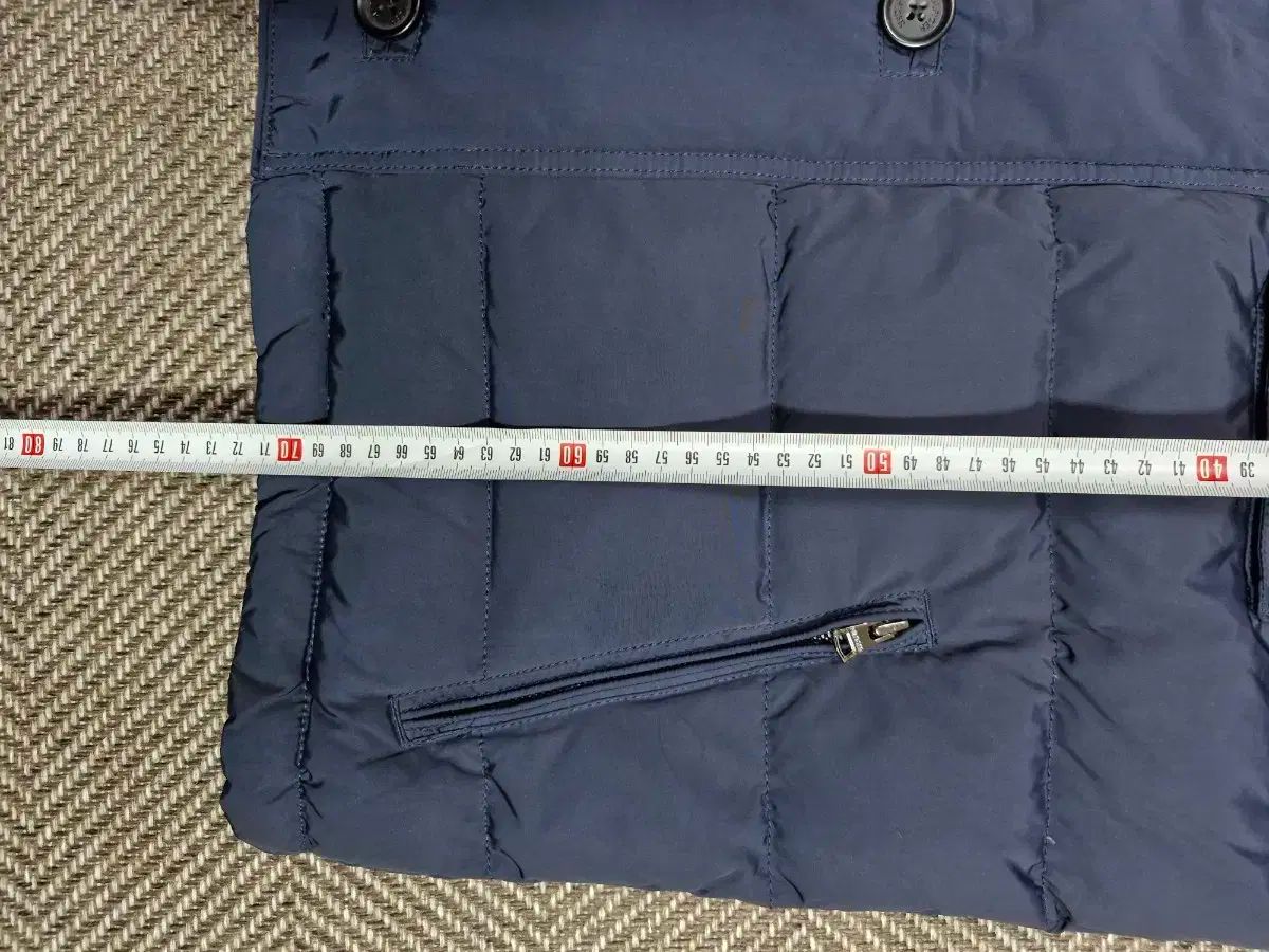 トミーヒルフィガー ダウン