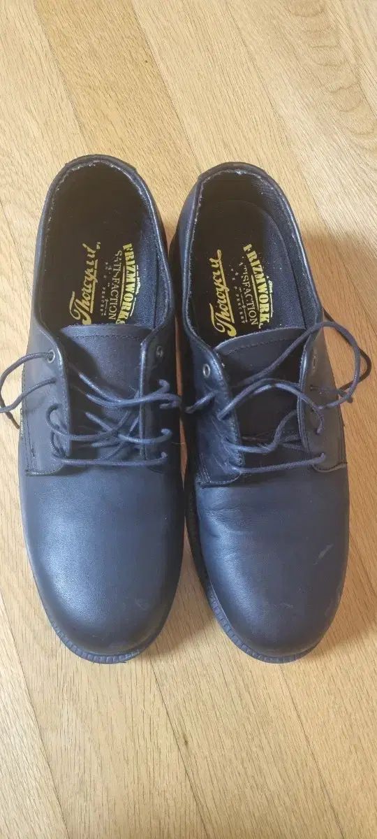 Thorogood ソログッド THE B ドビ