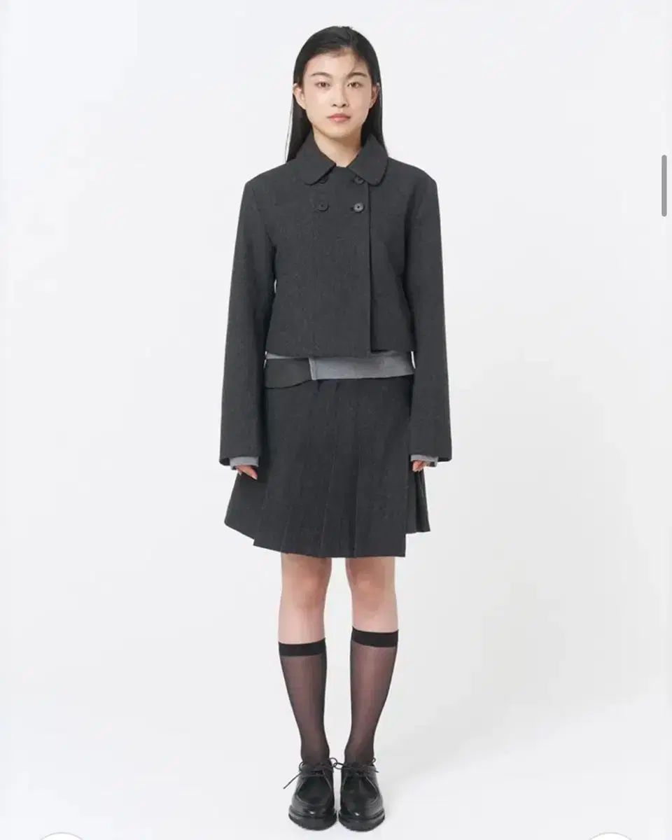 ミセキソウル プリーツ ミディ スカート チャコール