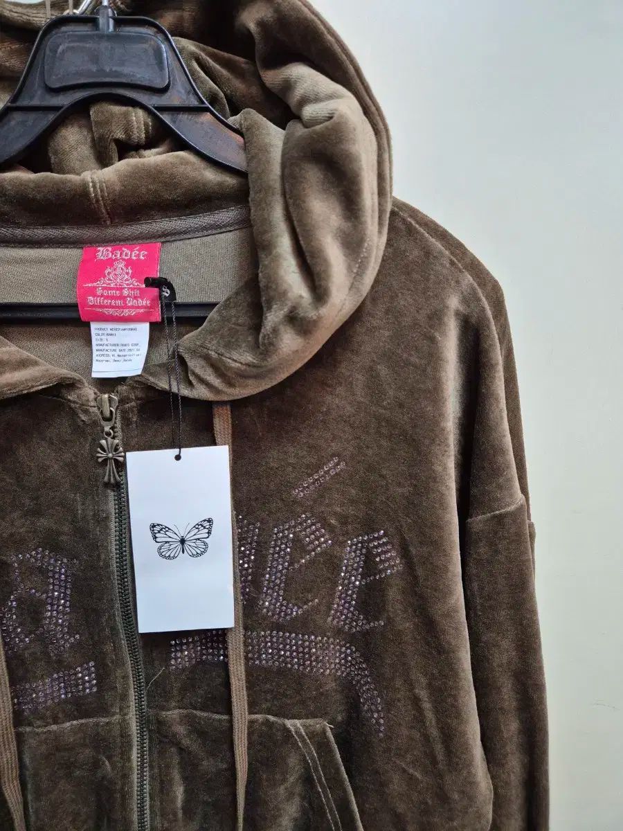 ベディー ツアーベルベット WHO