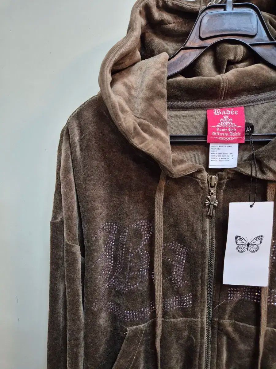 ツアーベルベット WHO