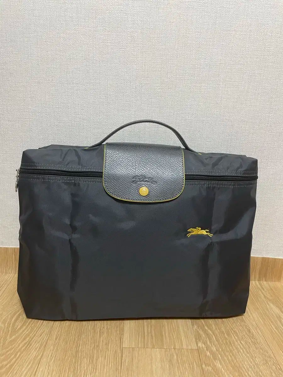 ロンシャン ル プリアージュ ブリーフケース スタイル