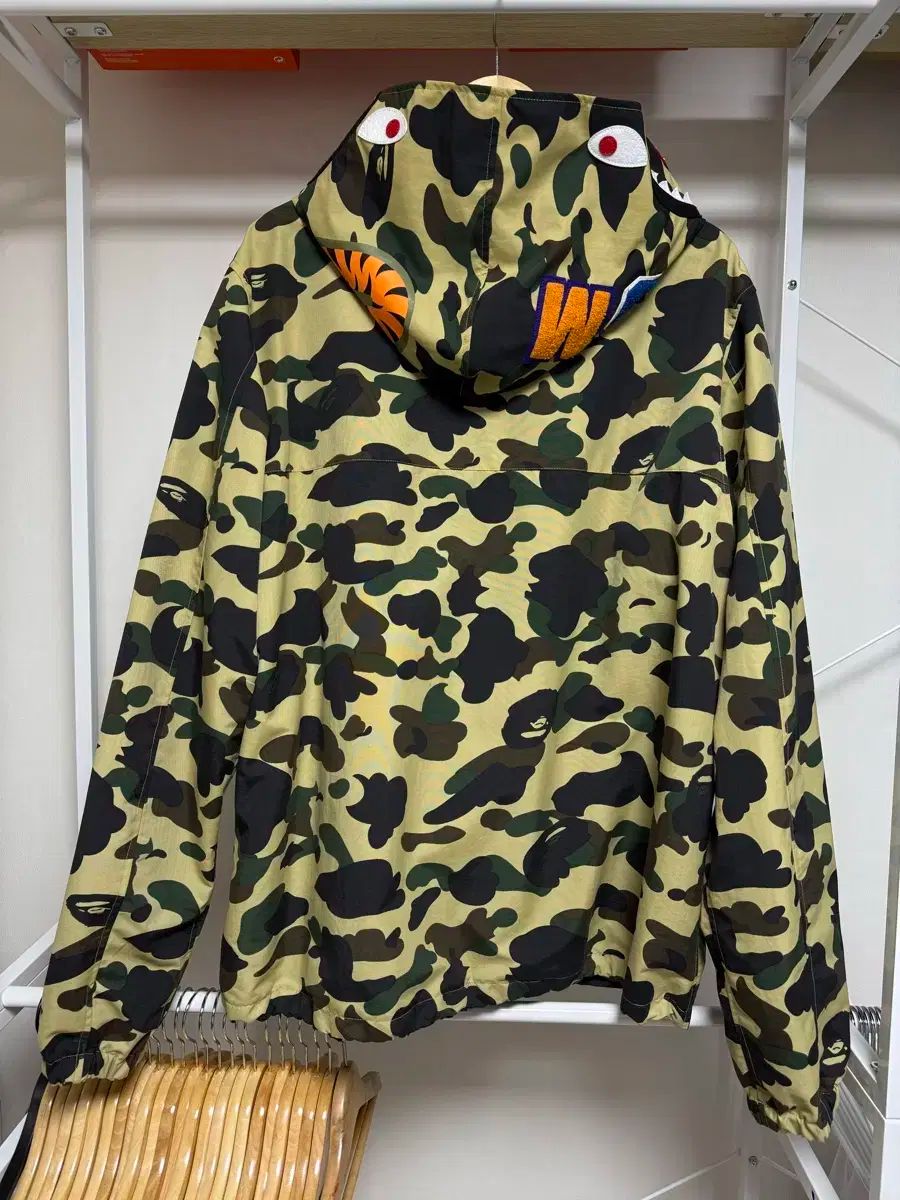 A BATHING APE Text カモフラージュウィンドブレーカージャケット A BATHING APE Text カモフラージュウィンドブレーカージャケット A