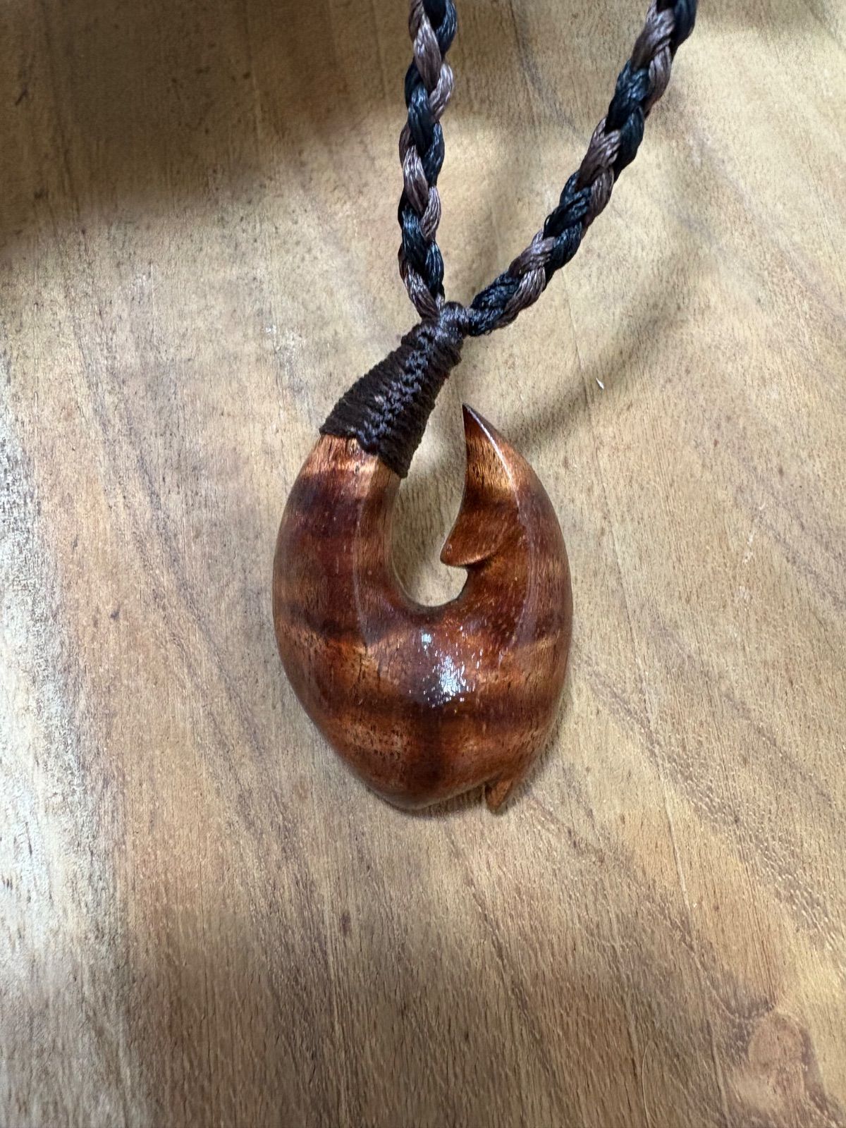 ボーンカービングネックレス(hksw8)ハワイアンコア×マッコウ - メルカリ