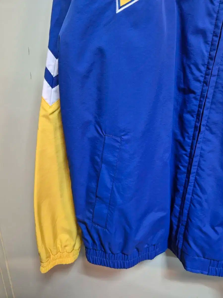 ルー ジャケット