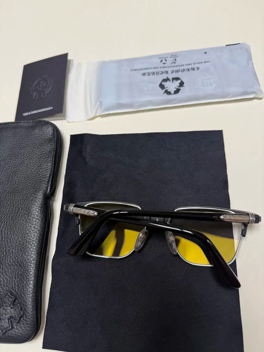 CHROME HEARTS クロムハーツ ブラジーン ブラックシルバー