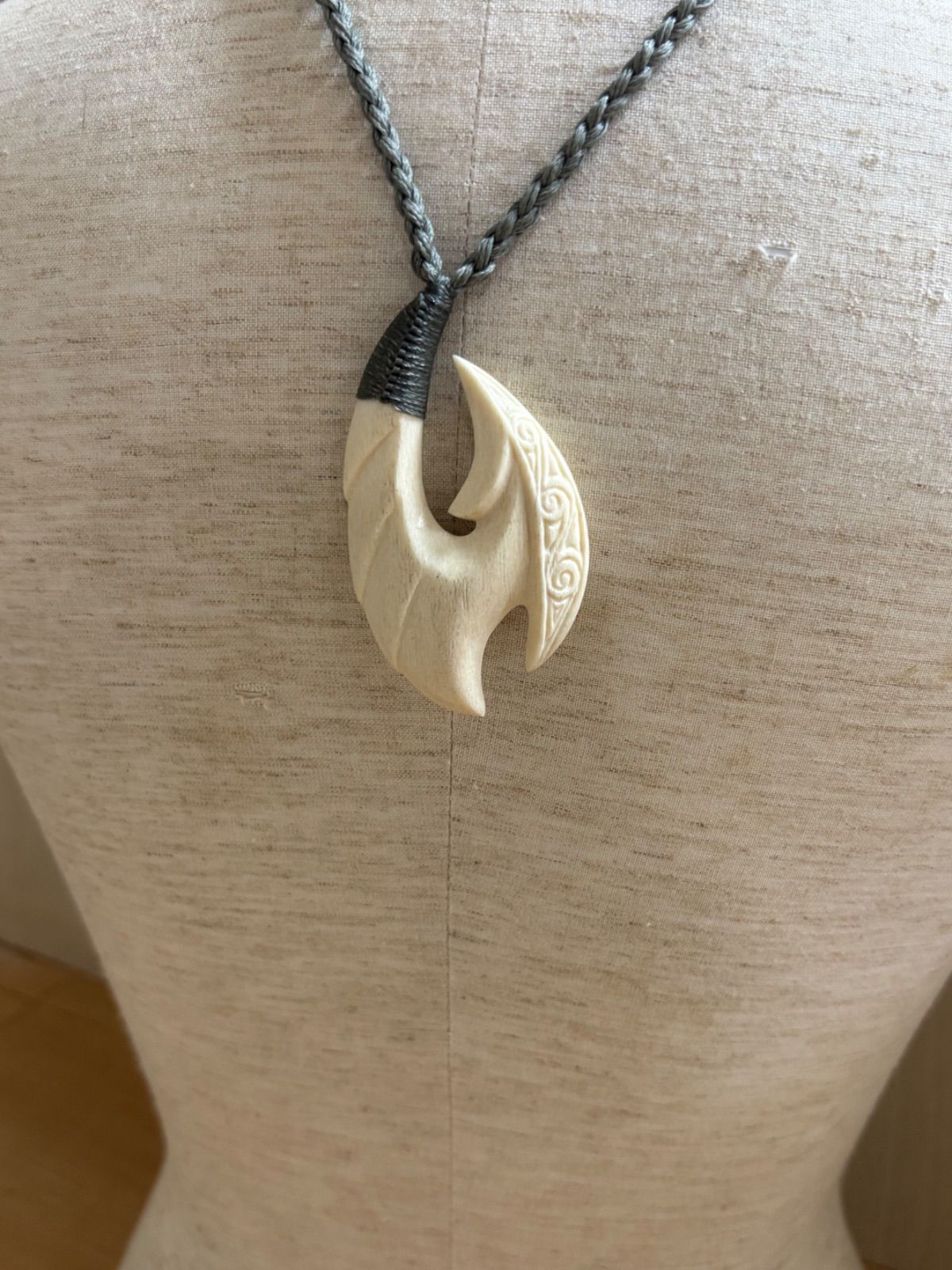 ボーンカービングネックレス(sw83)Lサイズ マッコウ - メルカリ