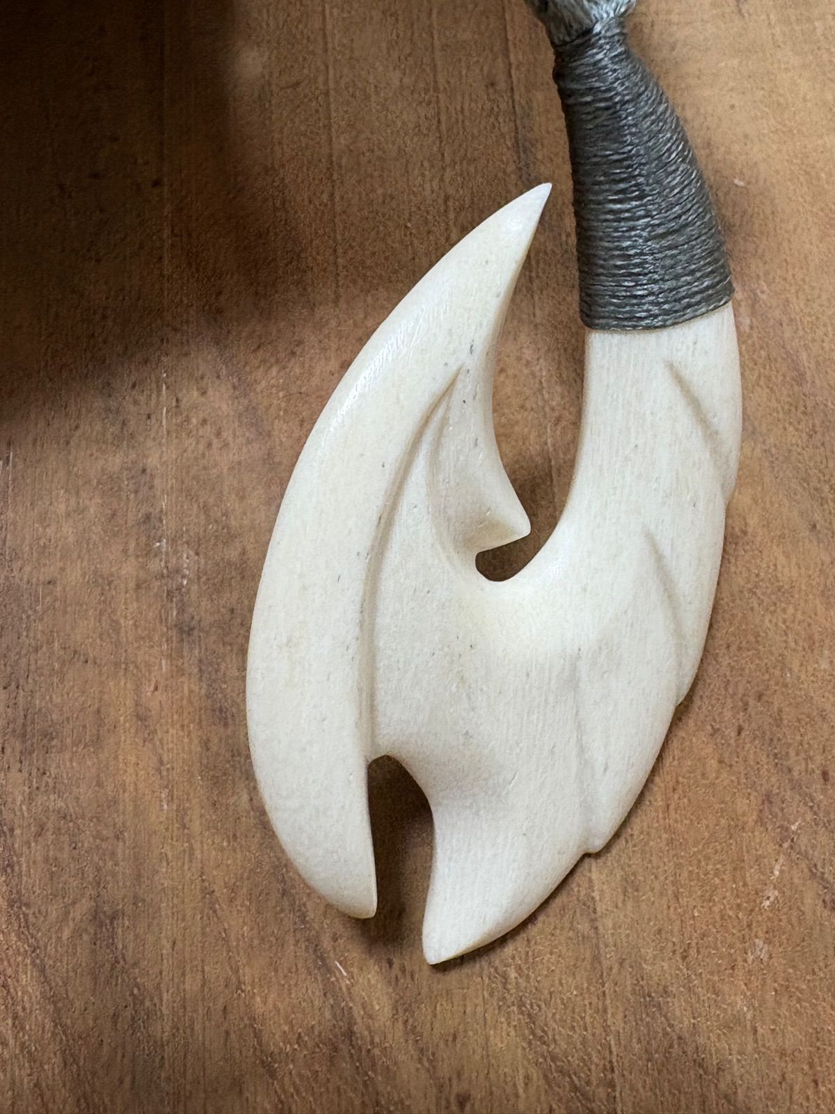 ボーンカービングネックレス(sw83)Lサイズ マッコウ - メルカリ